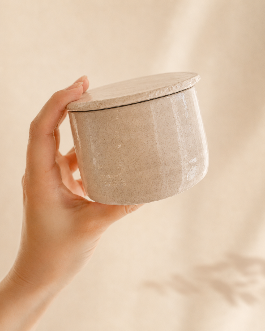 Französische Butterdose aus Beton